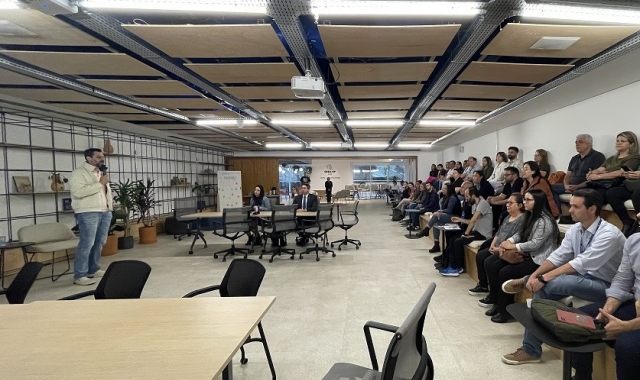 Coworking como ferramenta de capacitação e integração