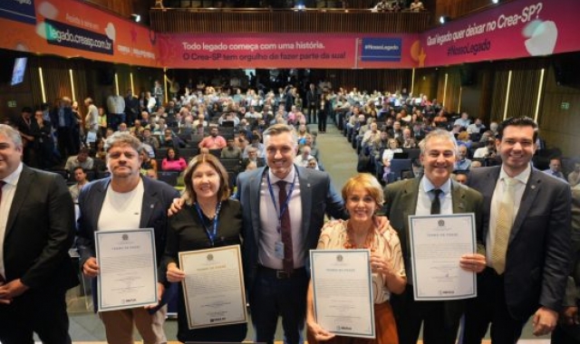 Plenária oficializa posse da primeira mulher presidente do Crea-SP